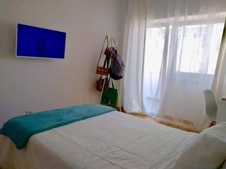 Lisbon South Bay Modern Apartment With River View Almada Portugal