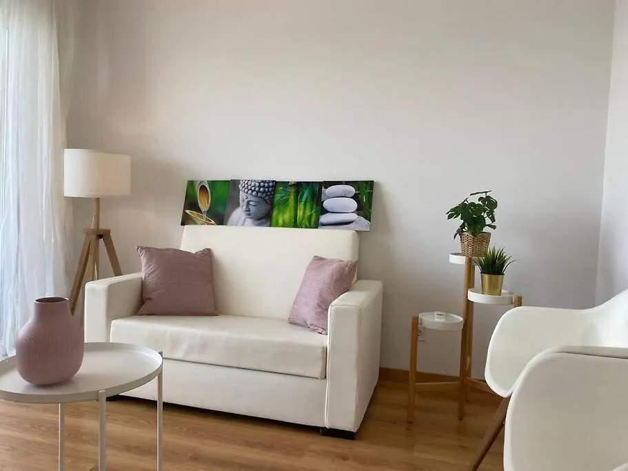 Lisbon South Bay Modern Apartment With River View Almada