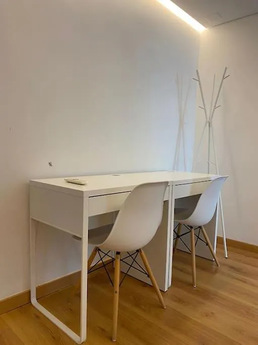 Lisbon South Bay Modern Apartment With River View Almada